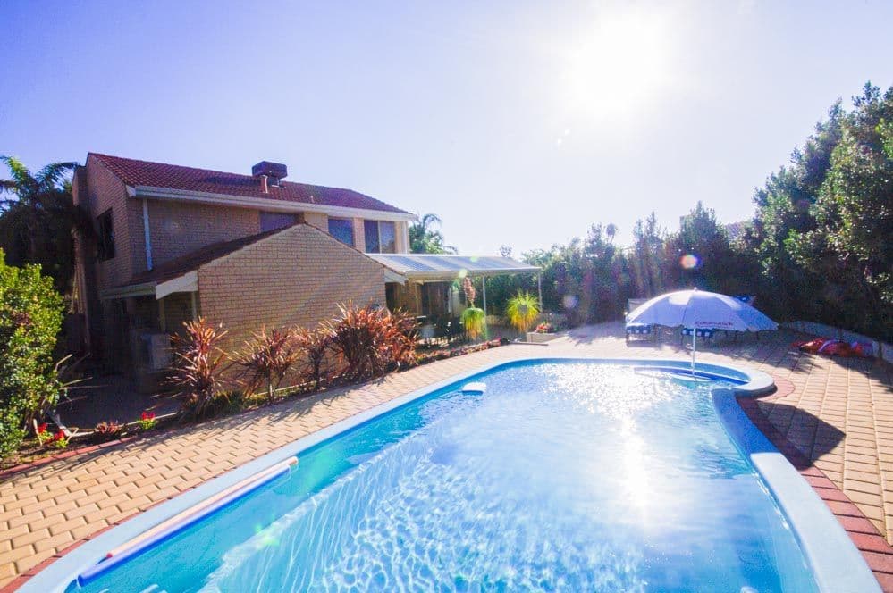11 Cornelian Crescent, CARINE WA 6020, Carine - Thumbnail 2