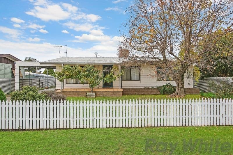 22 Commercial Street, Walla Walla - Image 1