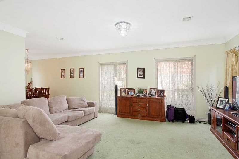 11 Robinson Street, CLAYTON VIC 3168, Clayton - Thumbnail 2