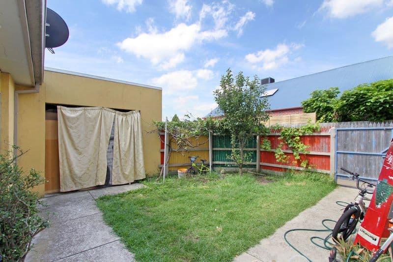 11 Robinson Street, CLAYTON VIC 3168, Clayton - Thumbnail 6
