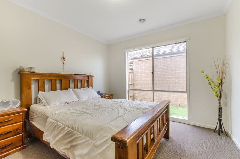 61 Coronat Drive, Williams Landing VIC 3027, Williams Landing - Thumbnail 8