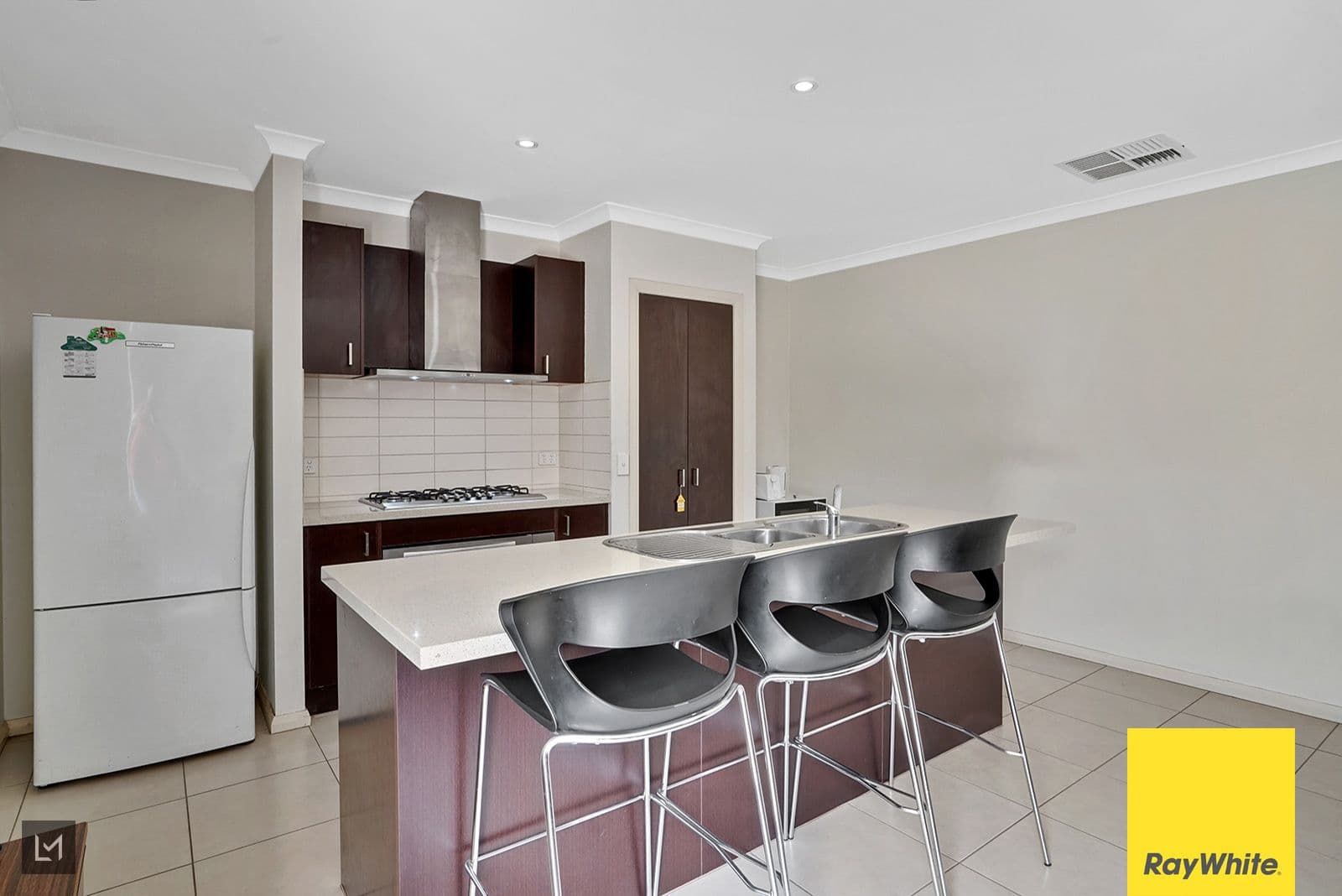 64 Lamington Drive, Tarneit VIC 3029, Tarneit - Thumbnail 6