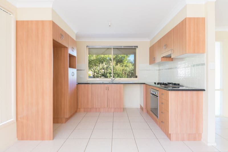 51 College Avenue, BLACKBUTT NSW 2529, Blackbutt - Thumbnail 2