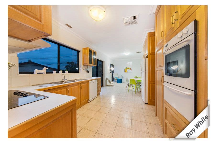 2 Lawrence Crescent, Kambah ACT 2902, Kambah - Thumbnail 5