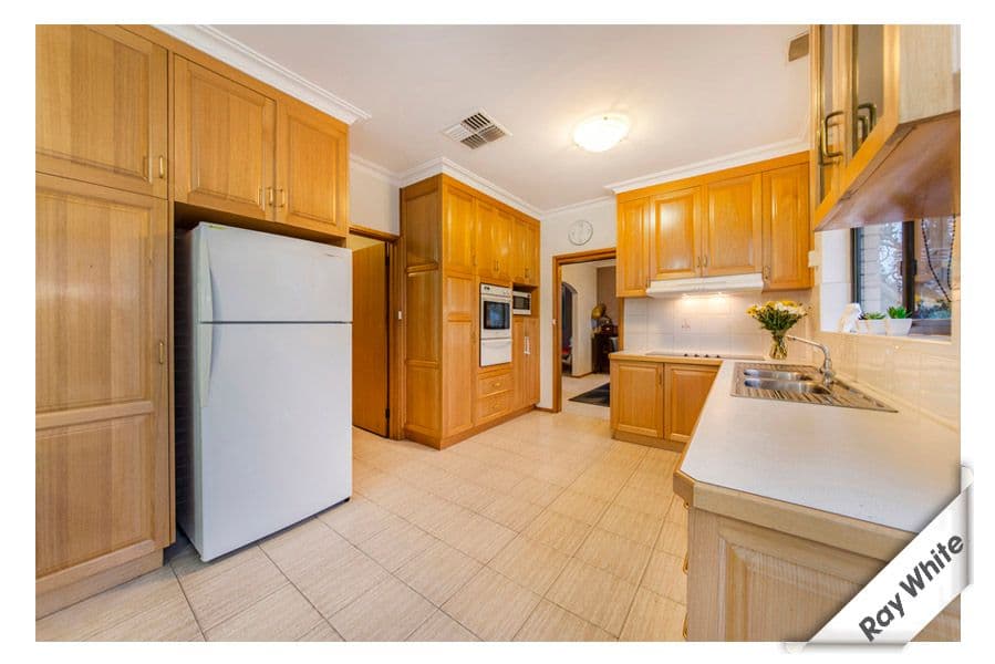 2 Lawrence Crescent, Kambah ACT 2902, Kambah - Thumbnail 6
