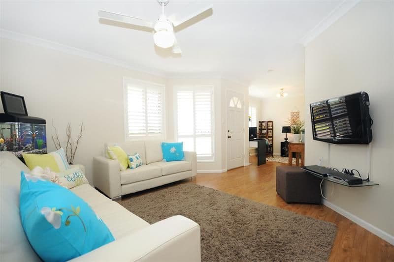 44 Dalzell Crescent, DARLING HEIGHTS QLD 4350, Darling Heights - Thumbnail 2