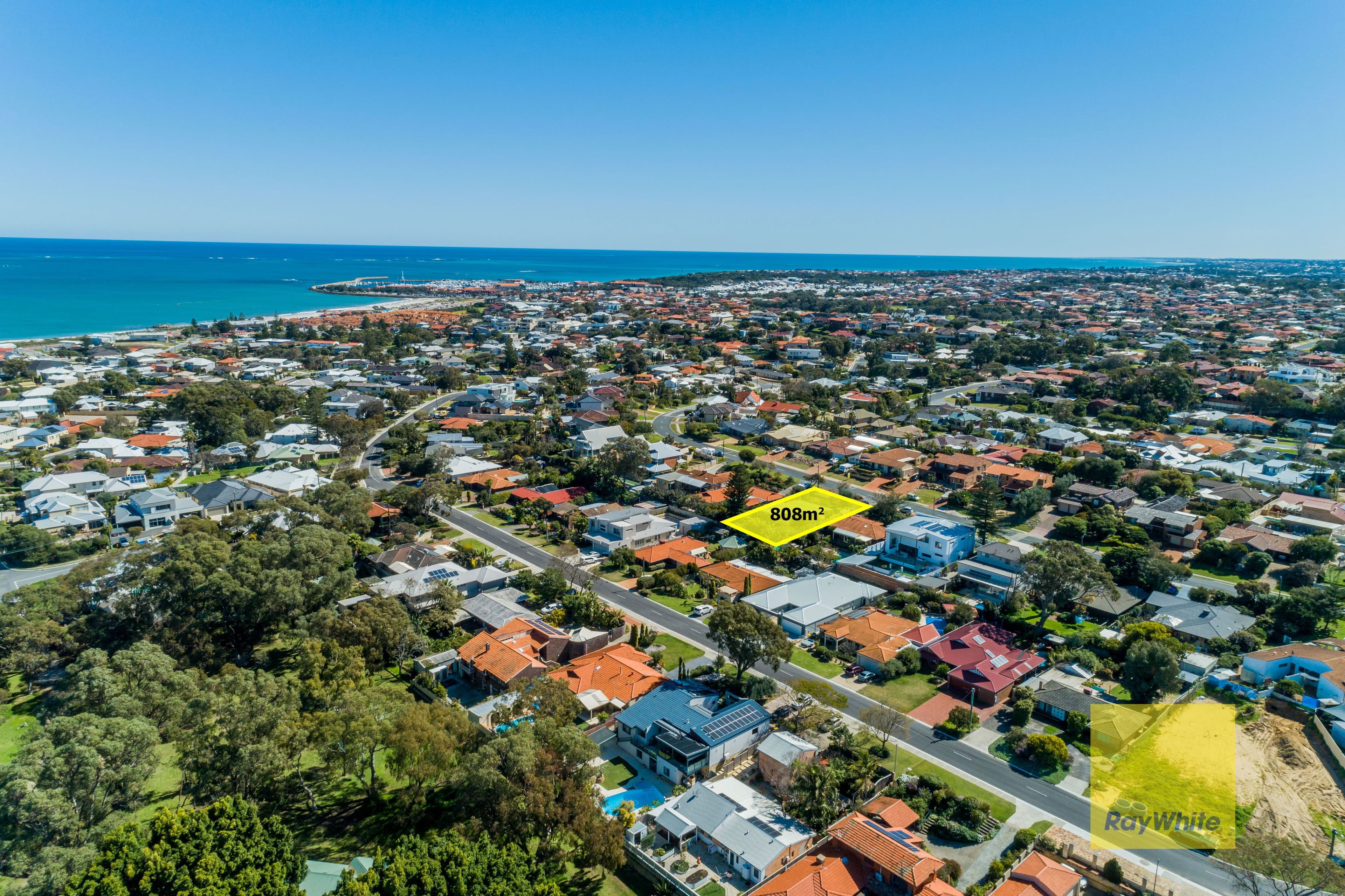 13 Kempenfeldt Avenue, Sorrento WA 6020, Sorrento - Image 1
