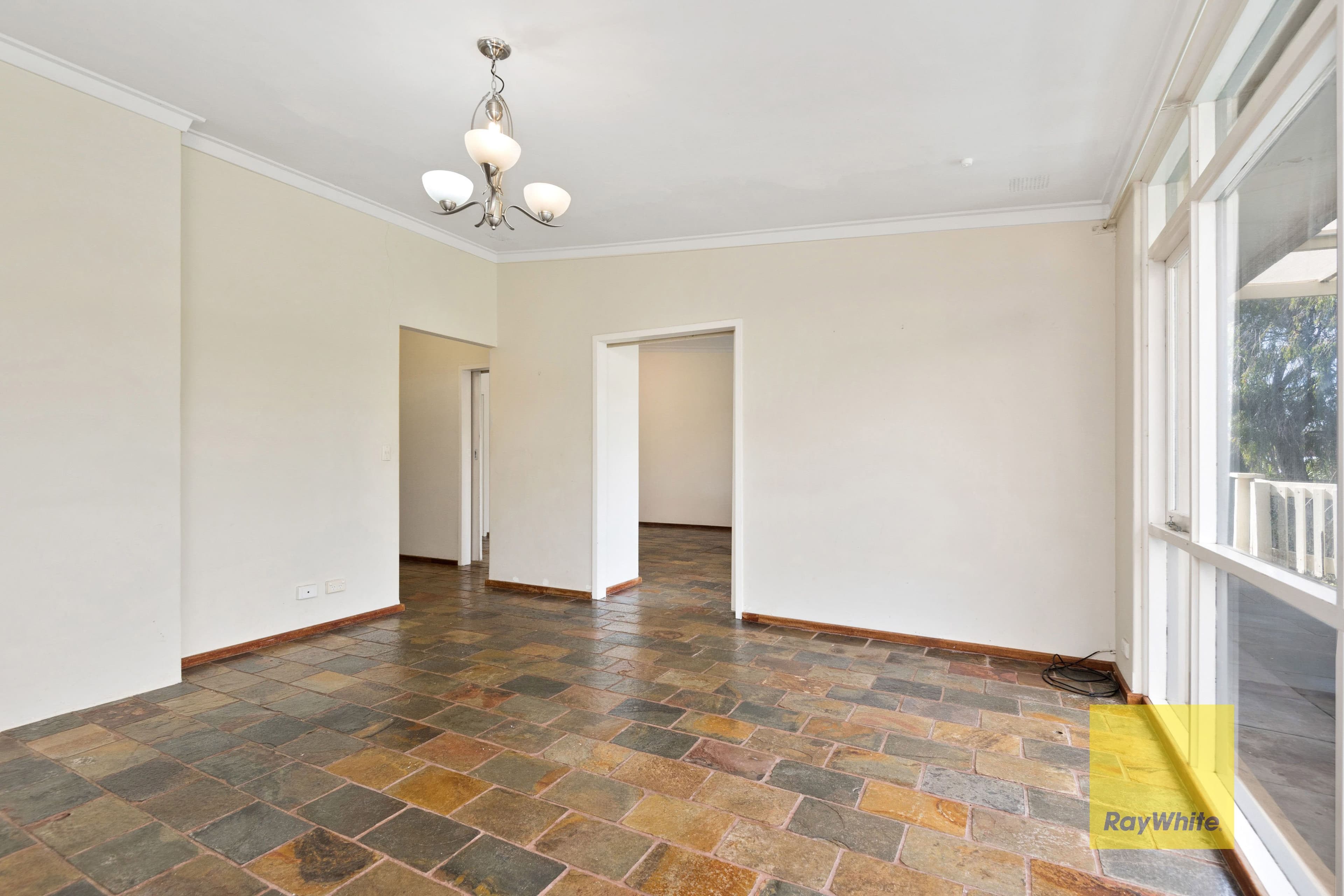 13 Kempenfeldt Avenue, Sorrento WA 6020, Sorrento - Thumbnail 7