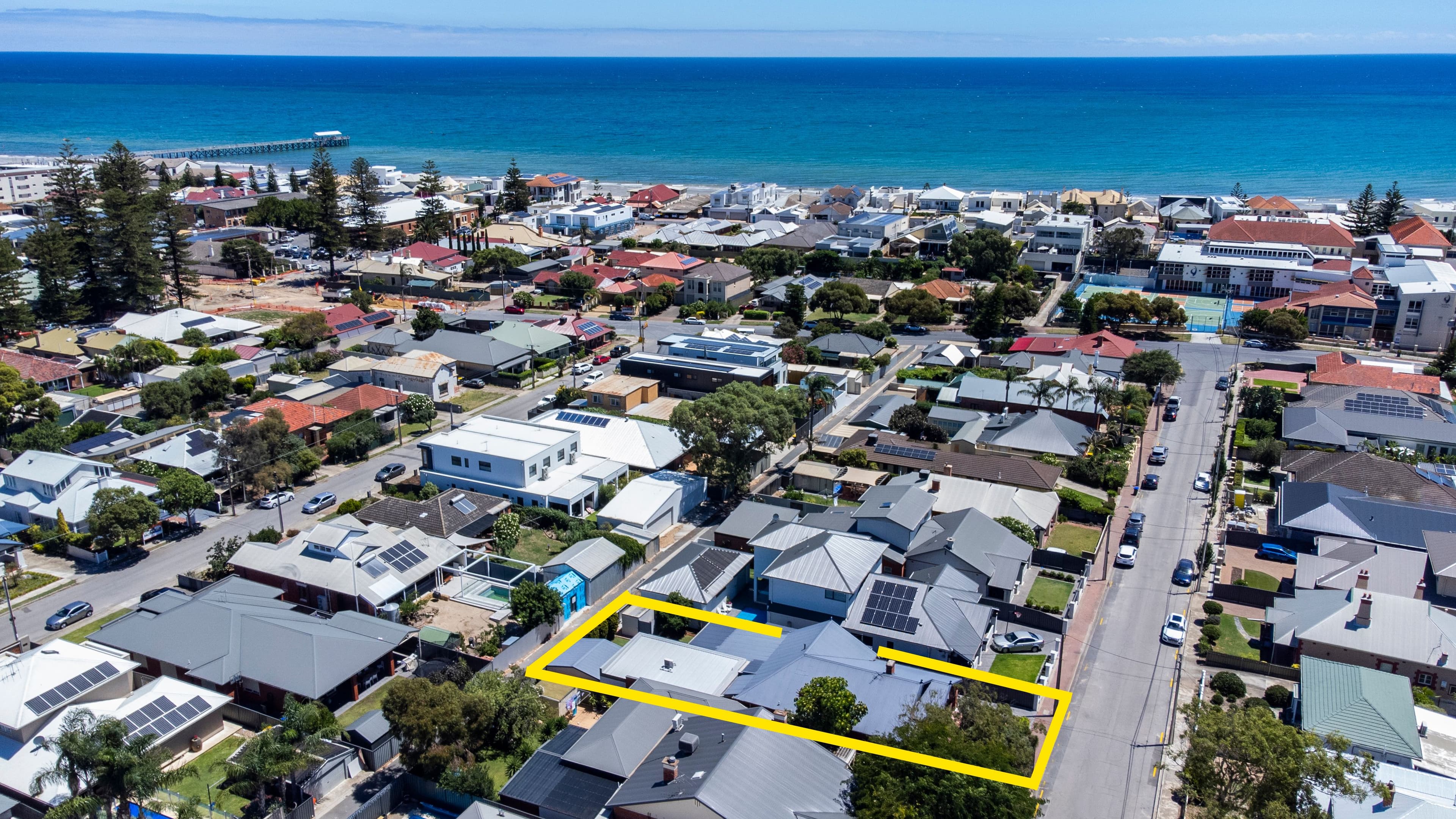 21 Crewe Street, Henley Beach SA 5022, Henley Beach - Thumbnail 3