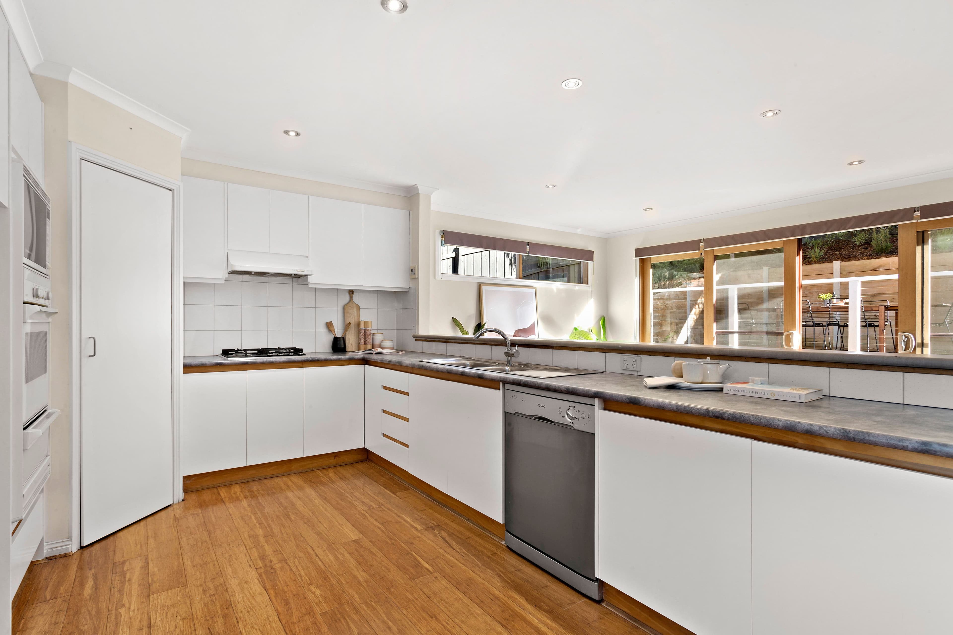 15 Virginia Court, Montmorency VIC 3094, Montmorency - Thumbnail 5