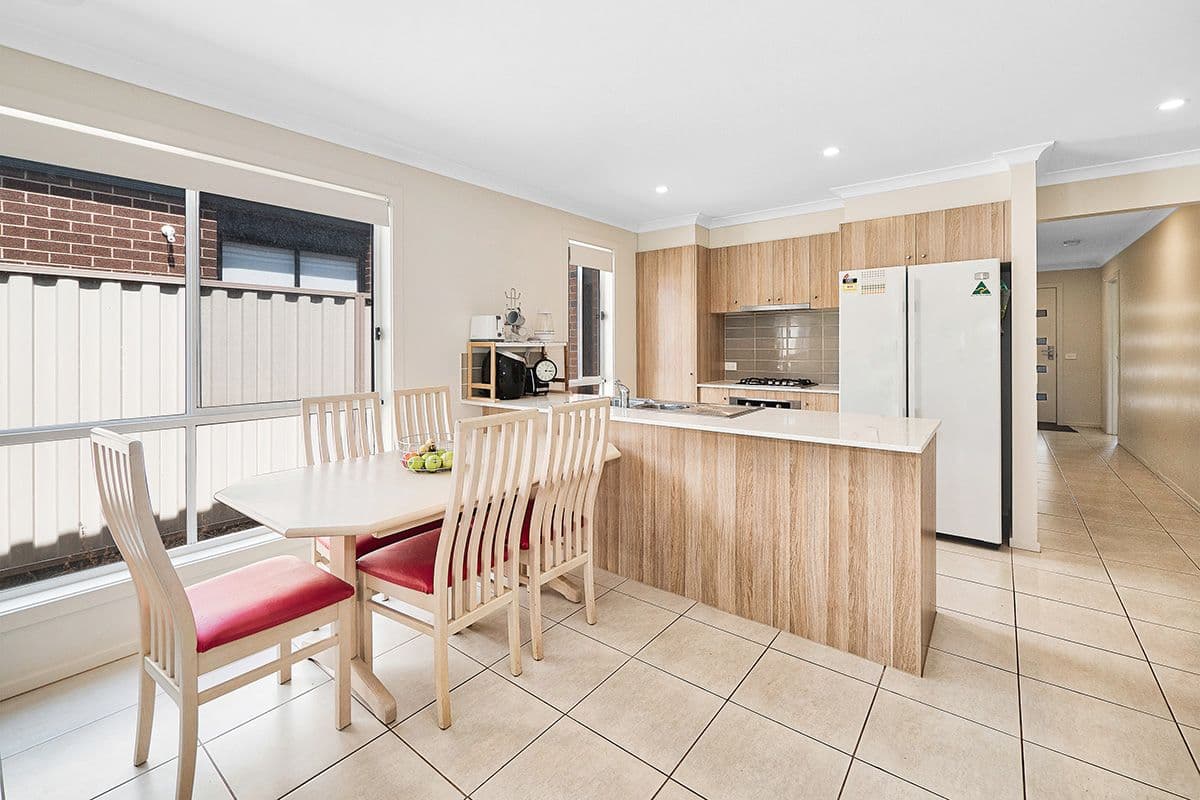 6 Isabel Street, Pakenham VIC 3810, Pakenham - Thumbnail 7