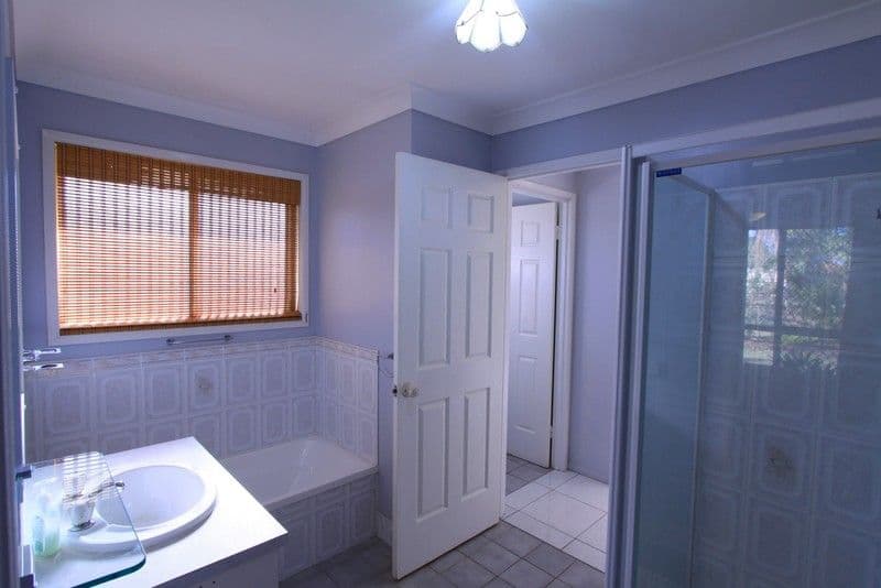 9 Aquamarine Road, BRANYAN QLD 4670, Branyan - Thumbnail 7