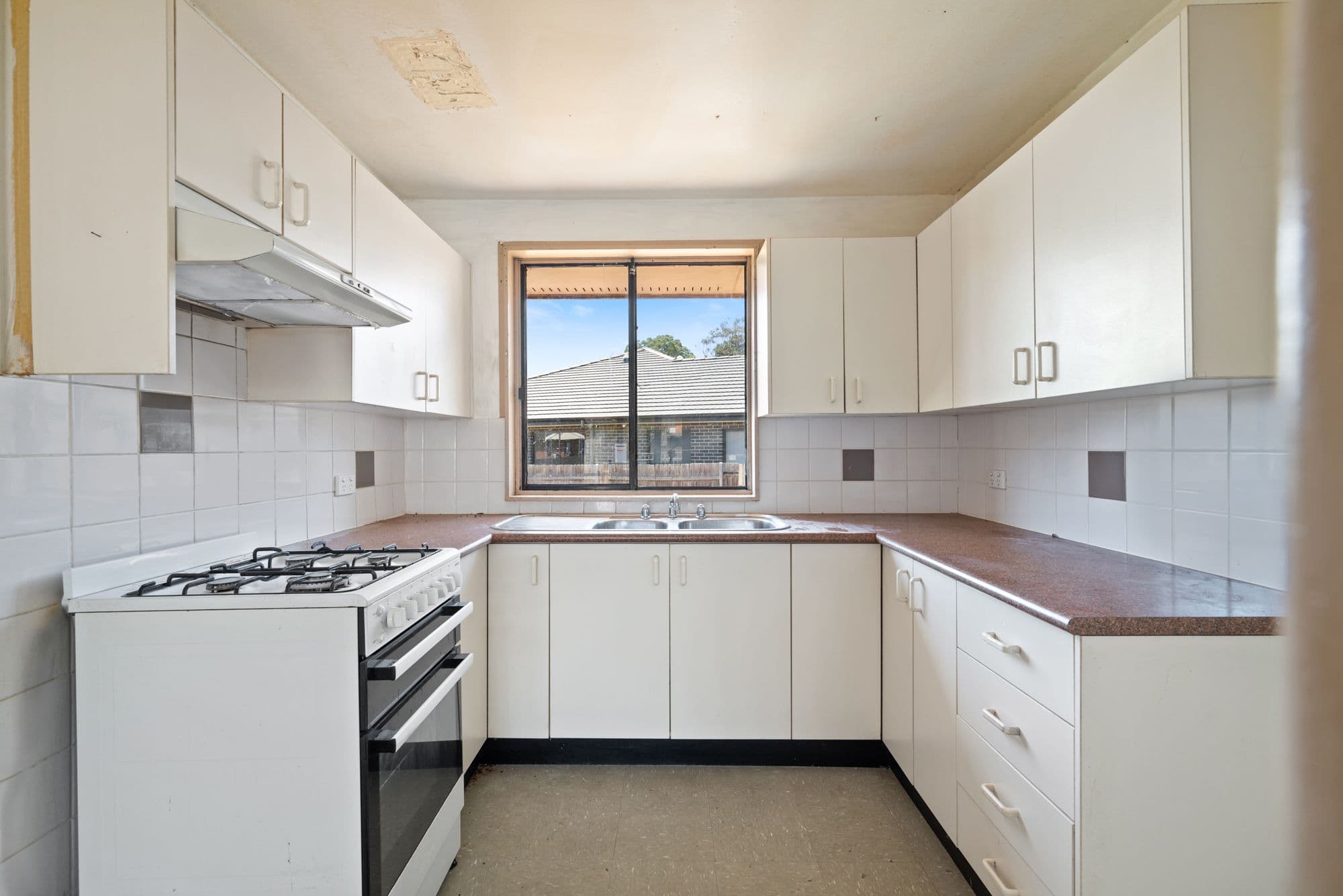 8 Atkinson Place, Airds NSW 2560, Airds - Thumbnail 2