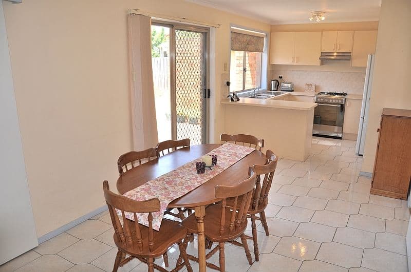 14  Bronsdon Court, MILL PARK VIC 3082, Mill Park - Thumbnail 3