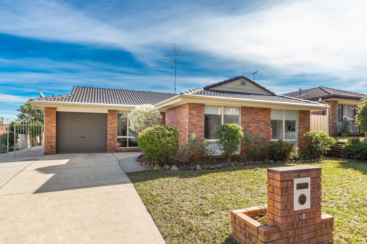 17 Doherty Street, Quakers Hill - Image 1