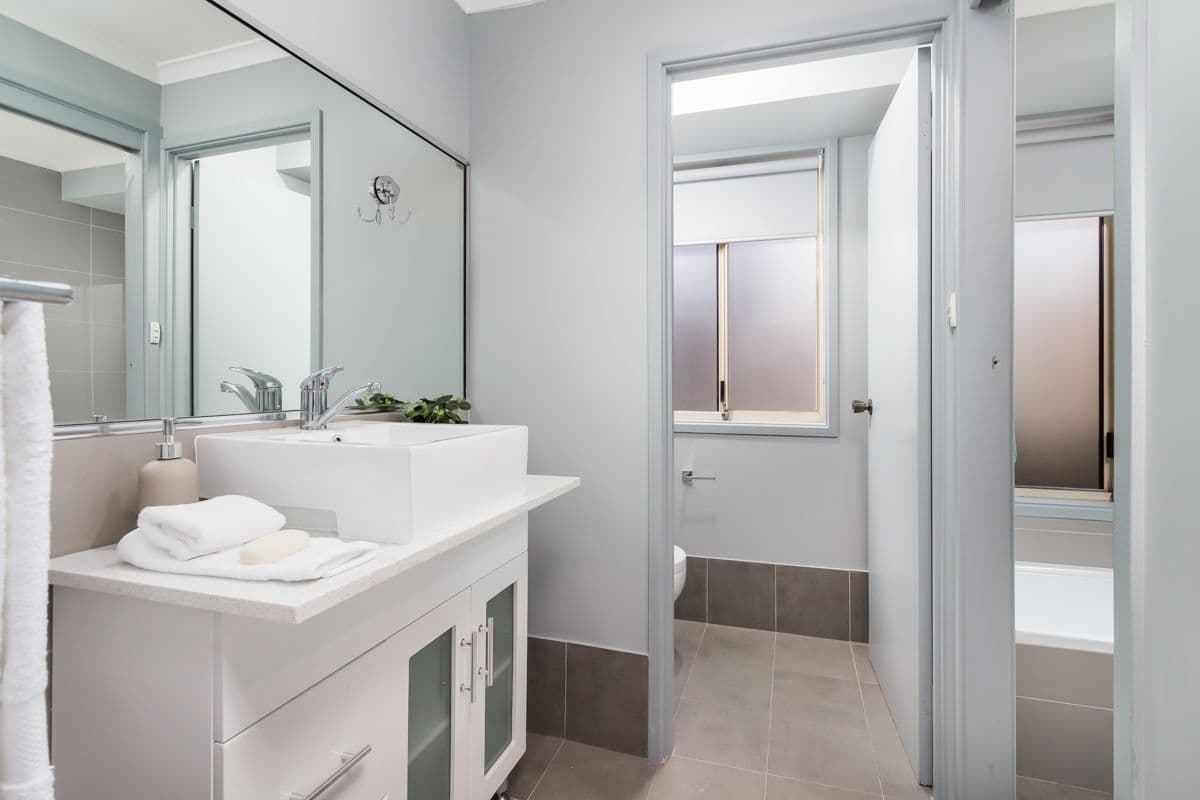 17 Doherty Street, Quakers Hill - Thumbnail 8