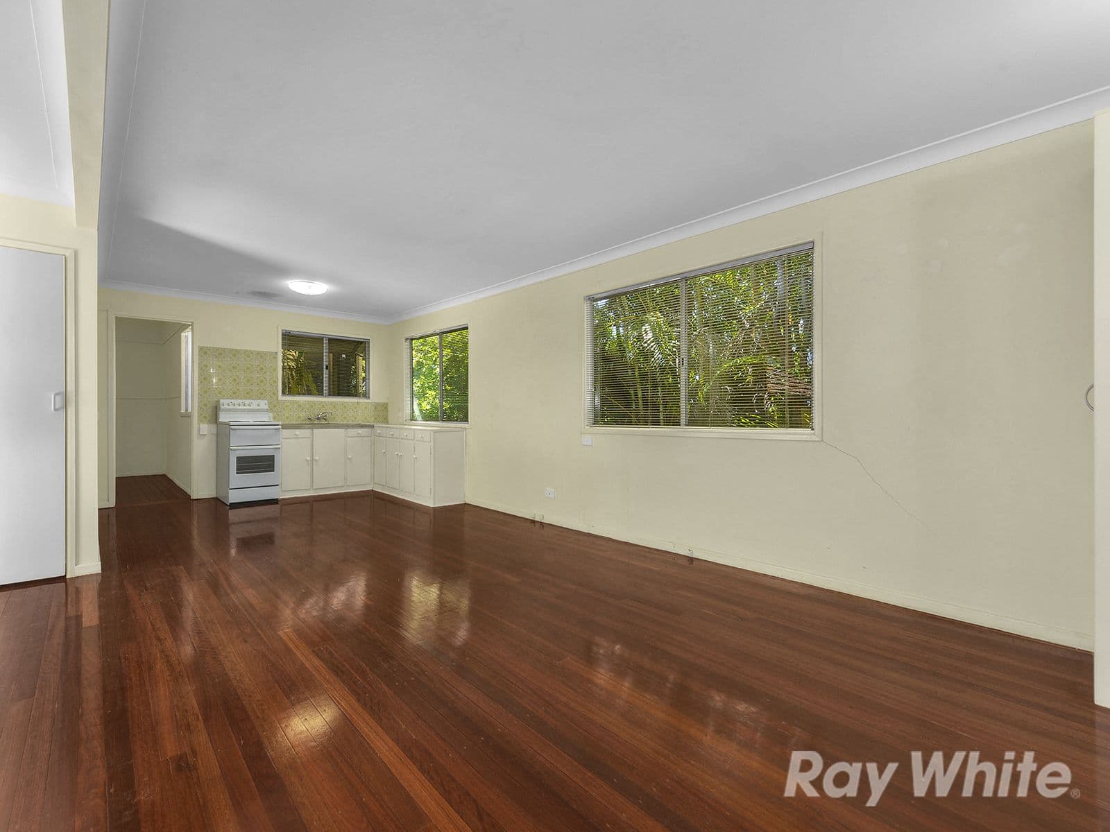 10 June Street, Mitchelton QLD 4053, Mitchelton - Thumbnail 3