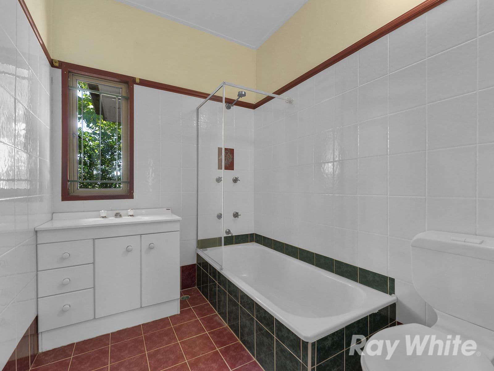 10 June Street, Mitchelton QLD 4053, Mitchelton - Thumbnail 5