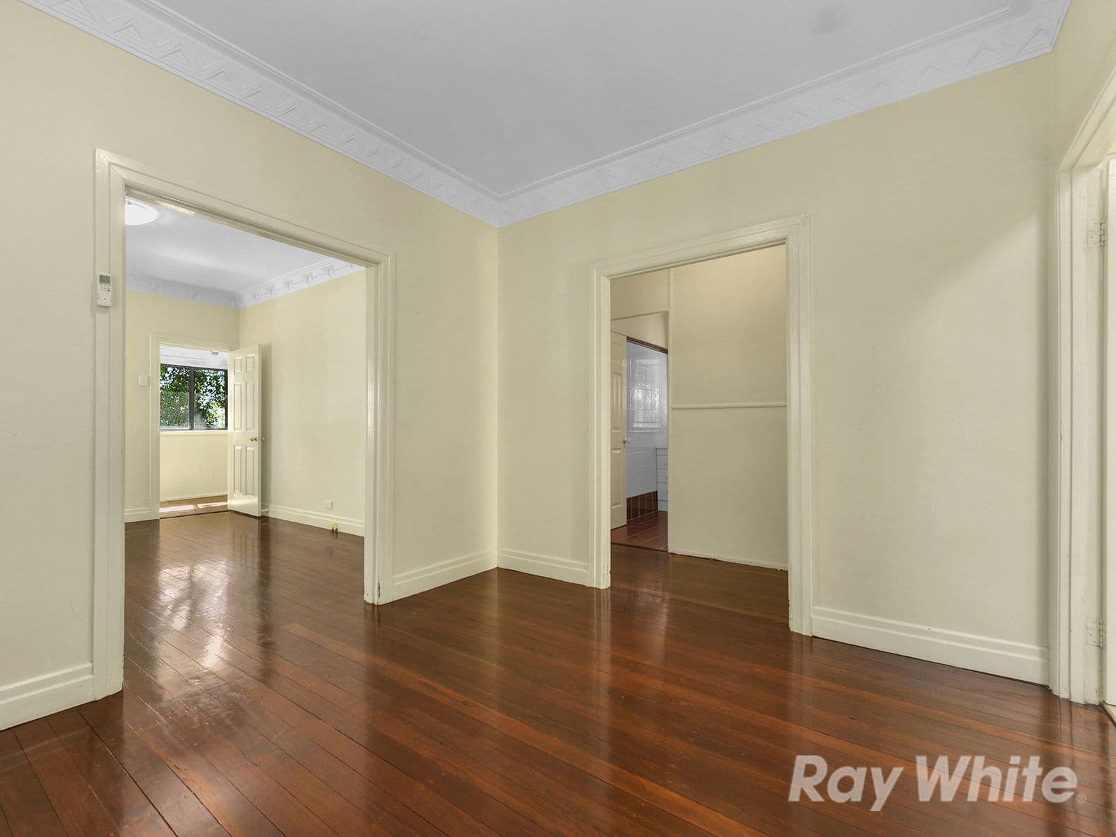 10 June Street, Mitchelton QLD 4053, Mitchelton - Thumbnail 8