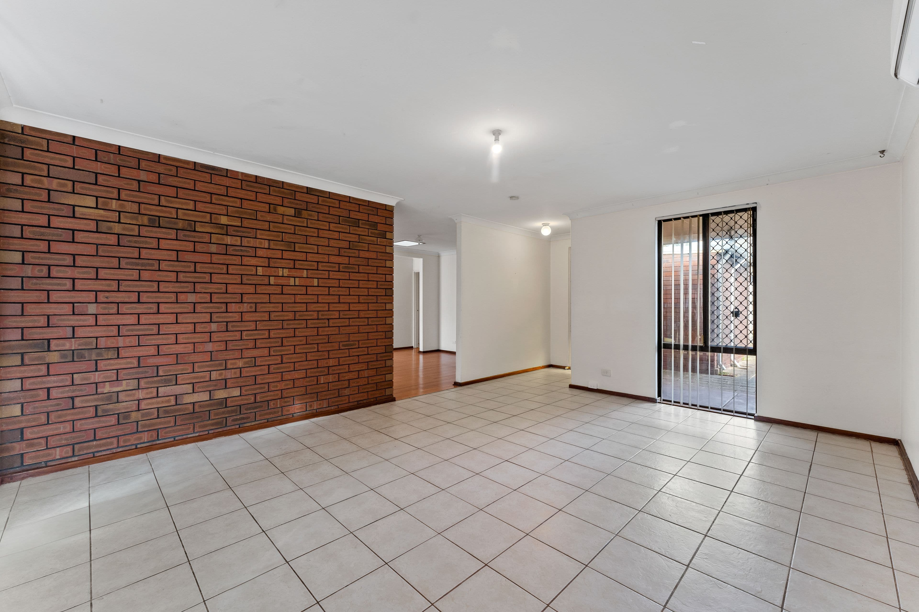 36 Cambridge Crescent, Cooloongup WA 6168, Cooloongup - Thumbnail 5