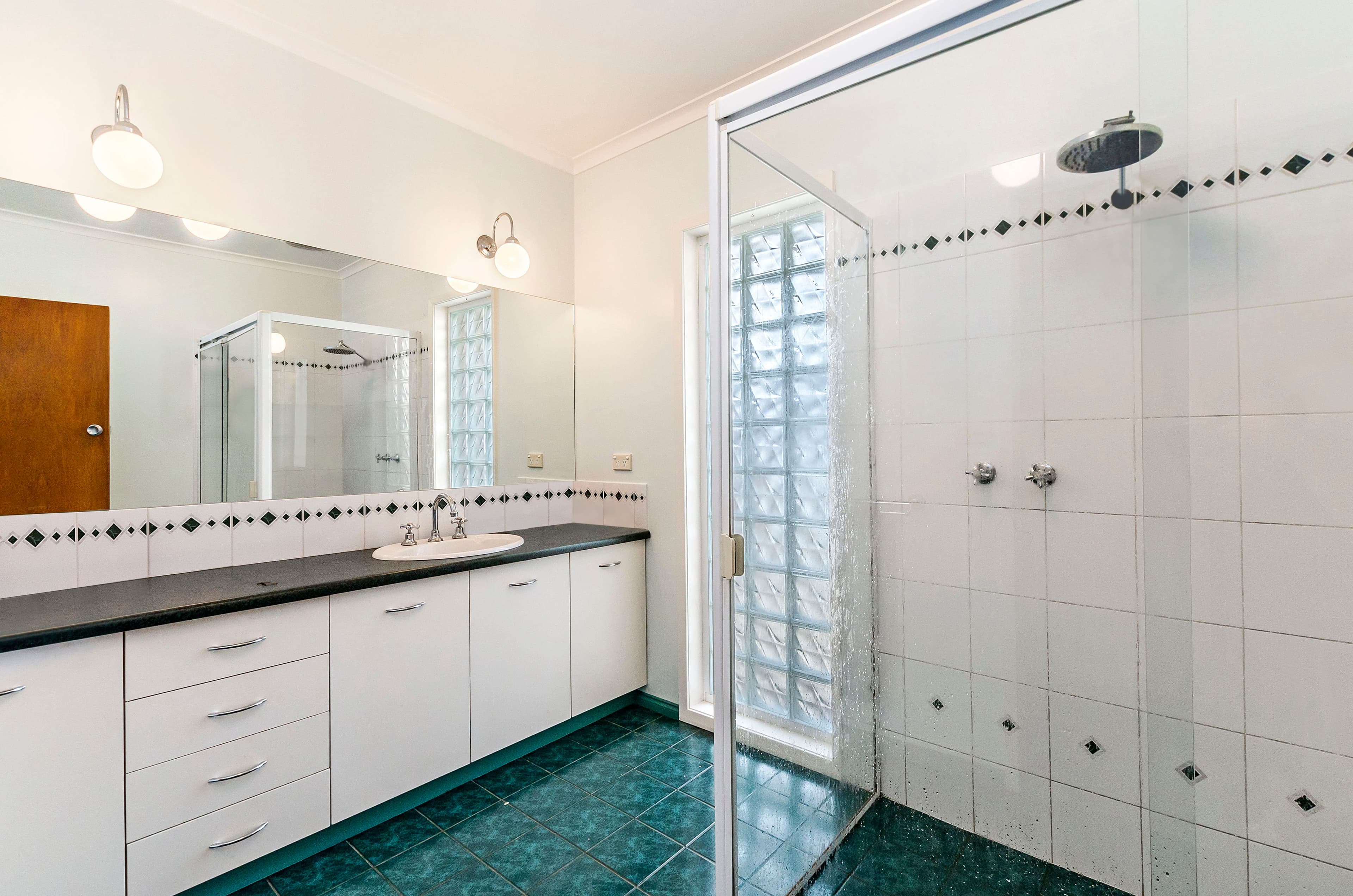 2 Saltau Street, Warrnambool VIC 3280, Warrnambool - Thumbnail 6