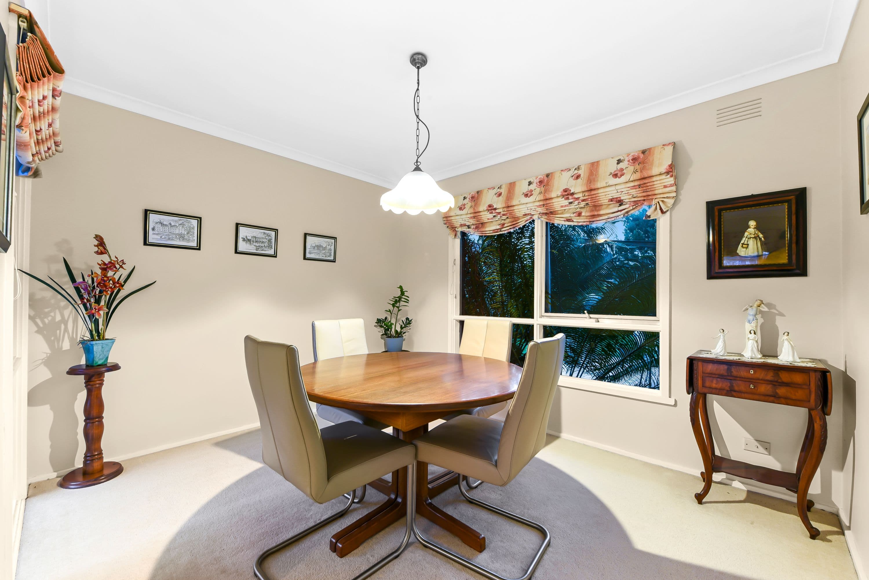 9 Chatswood Close, Glen Waverley VIC 3150, Glen Waverley - Thumbnail 4