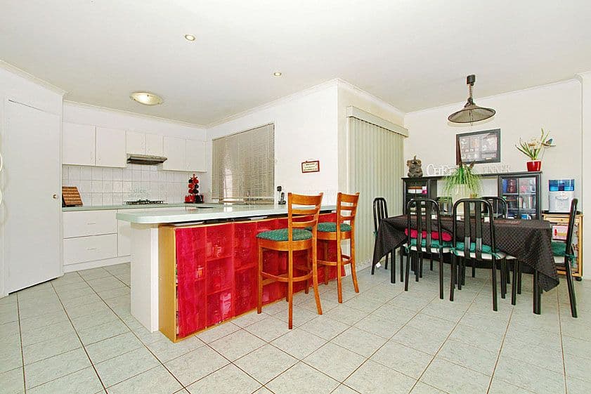 3 Cawley Court, MILL PARK VIC 3082, Mill Park - Thumbnail 3