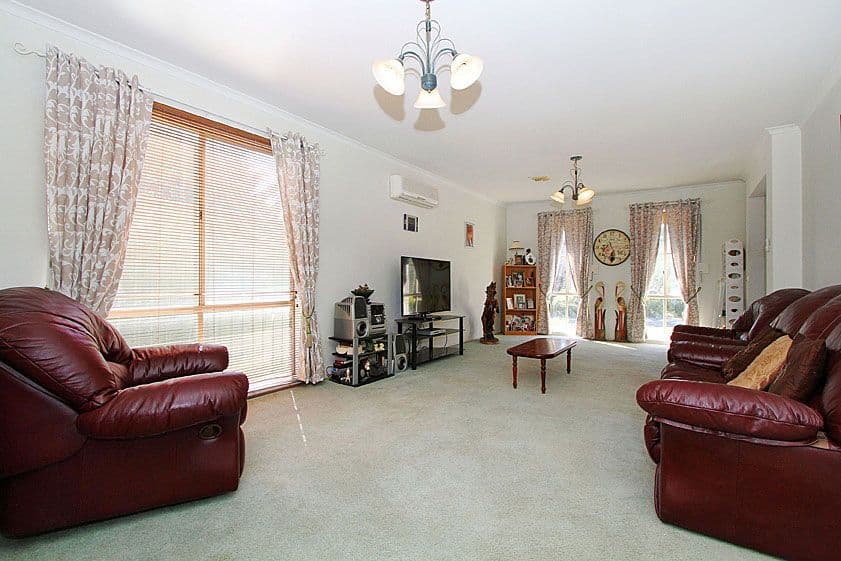 3 Cawley Court, MILL PARK VIC 3082, Mill Park - Thumbnail 6