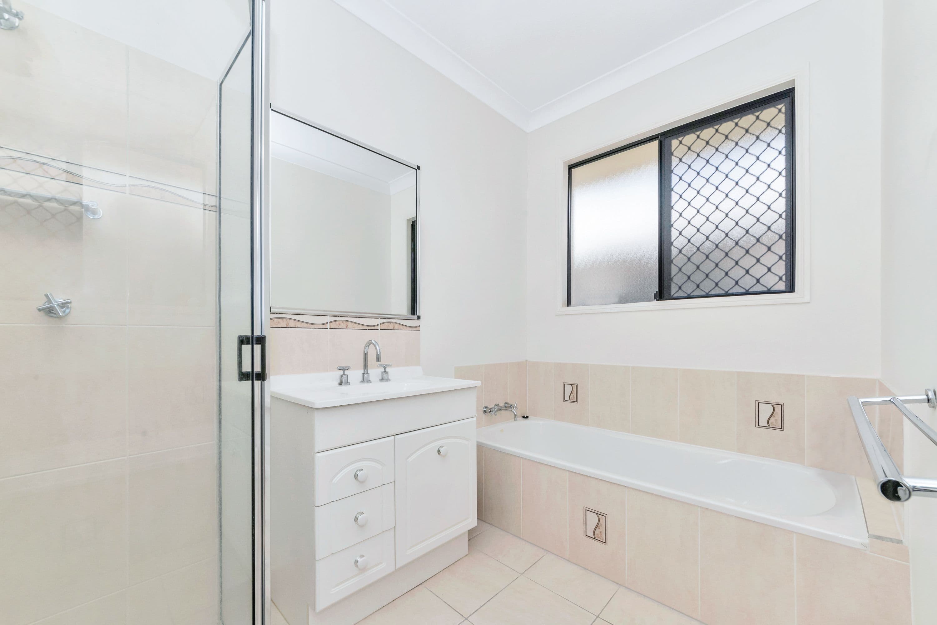 45 Pebble Lane, Kirwan QLD 4817, Kirwan - Thumbnail 5