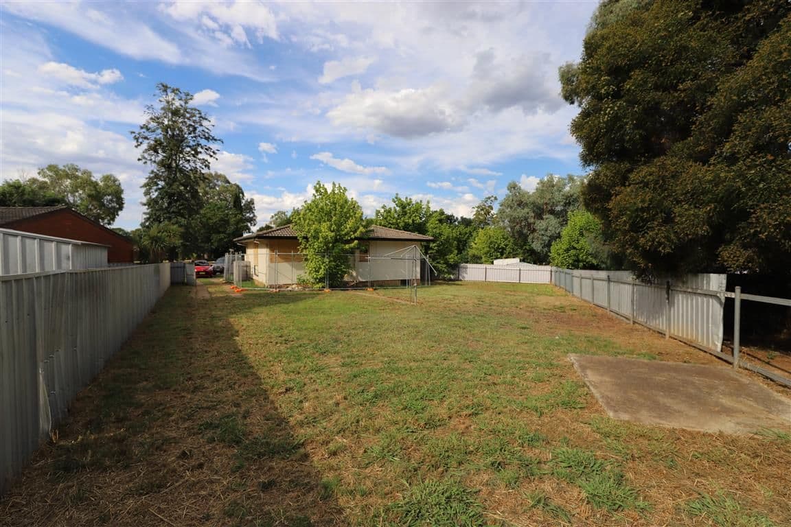 6 Laurel Place, Tumut NSW 2720, Tumut - Thumbnail 2