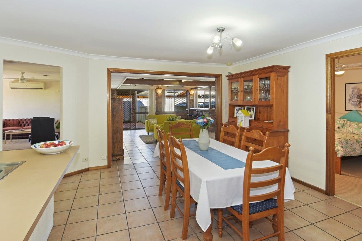 30 Whitcomb Street, Hillcrest QLD 4118, Hillcrest - Thumbnail 5