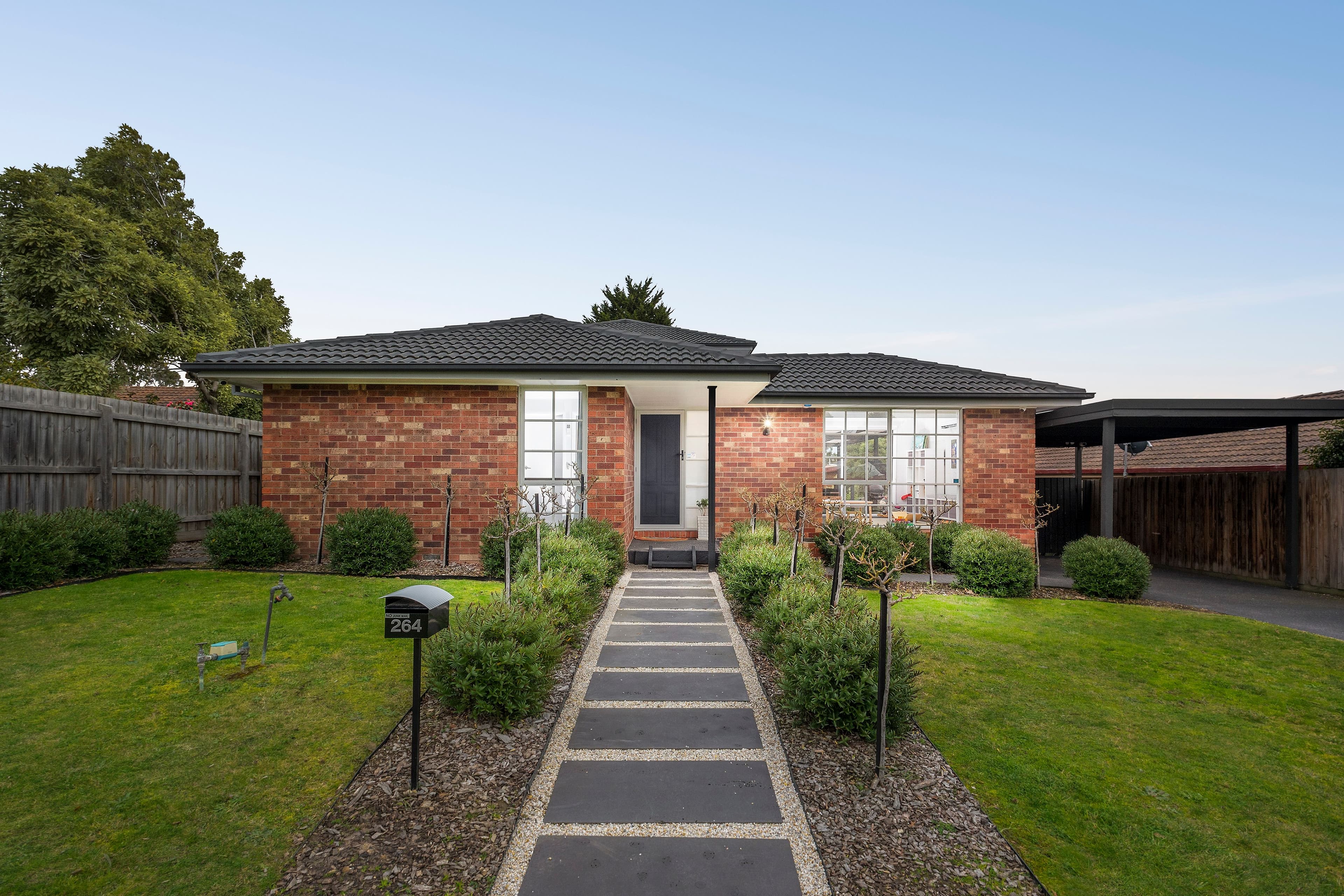 264 Heatherhill Road, Frankston VIC 3199, Frankston - Image 1