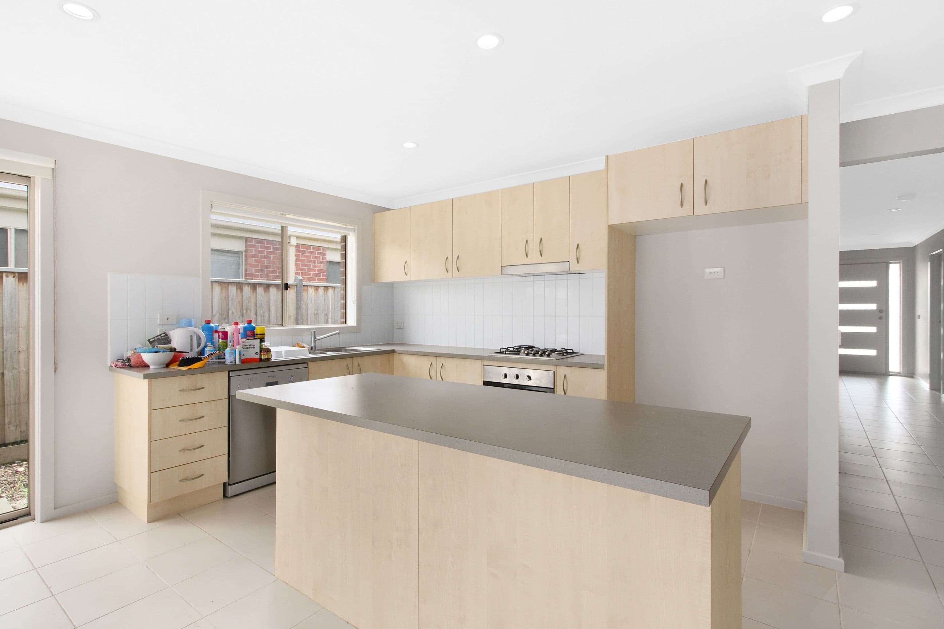 6 Markbeech Crescent, Officer VIC 3809, Officer - Thumbnail 4