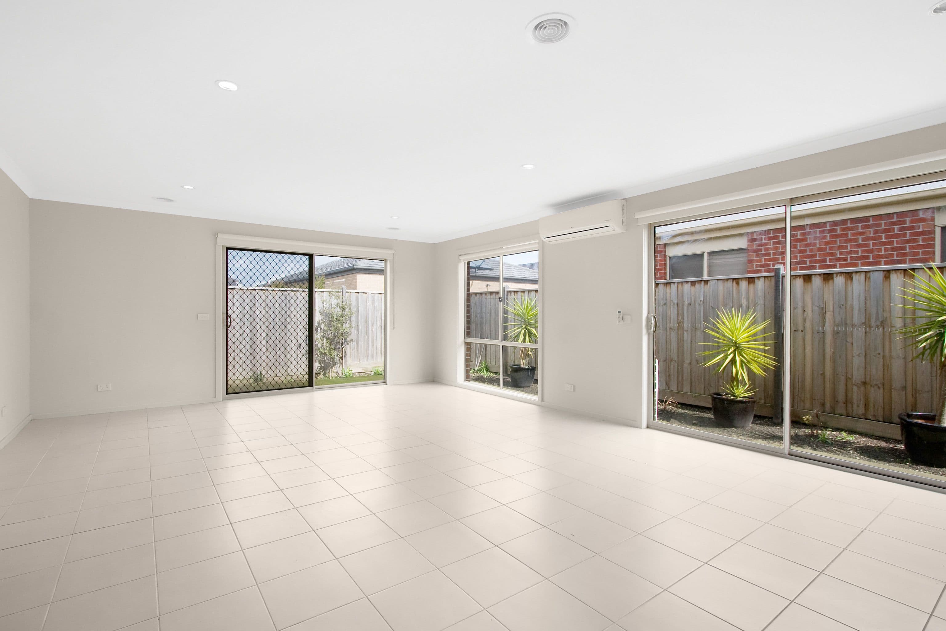 6 Markbeech Crescent, Officer VIC 3809, Officer - Thumbnail 5