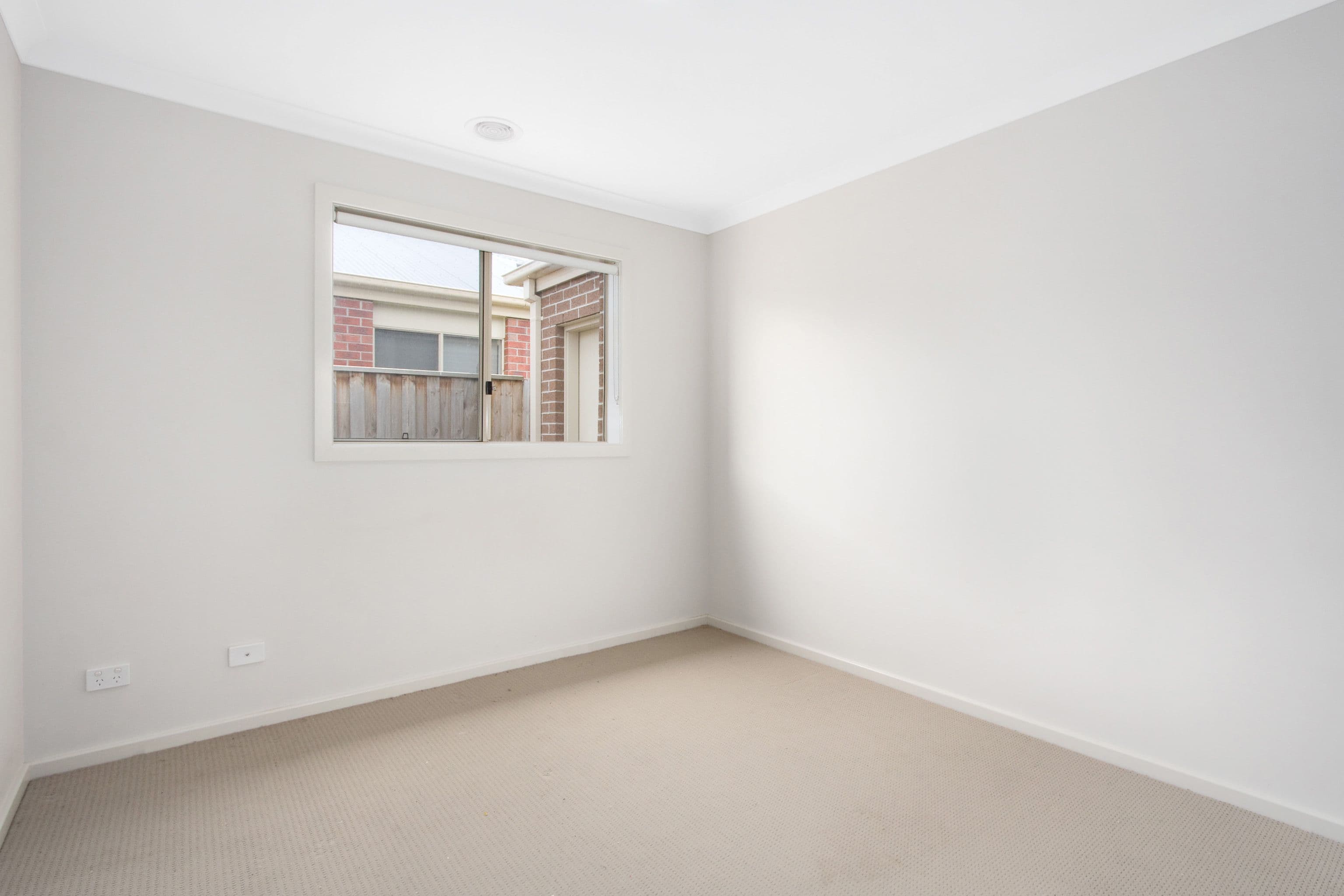 6 Markbeech Crescent, Officer VIC 3809, Officer - Thumbnail 8