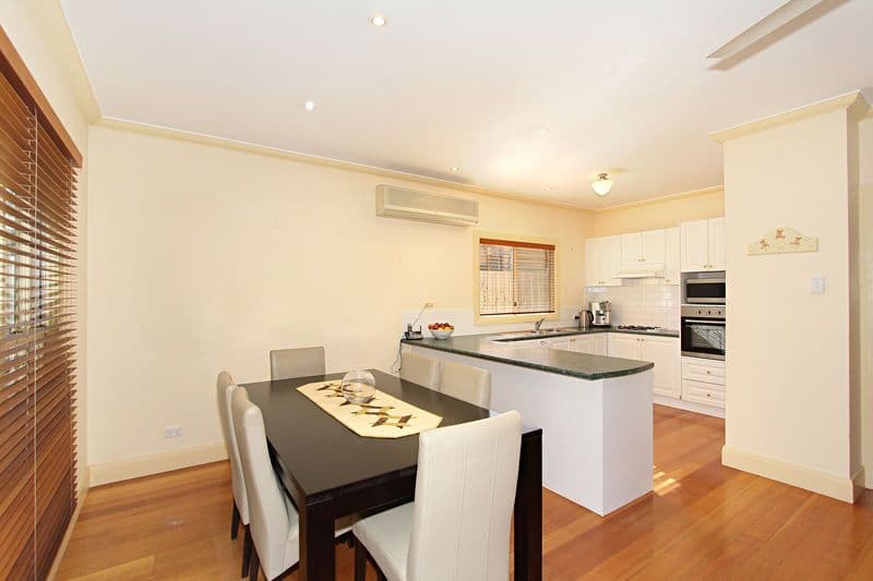 15 Dalston Road, HUGHESDALE VIC 3166, Hughesdale - Thumbnail 2