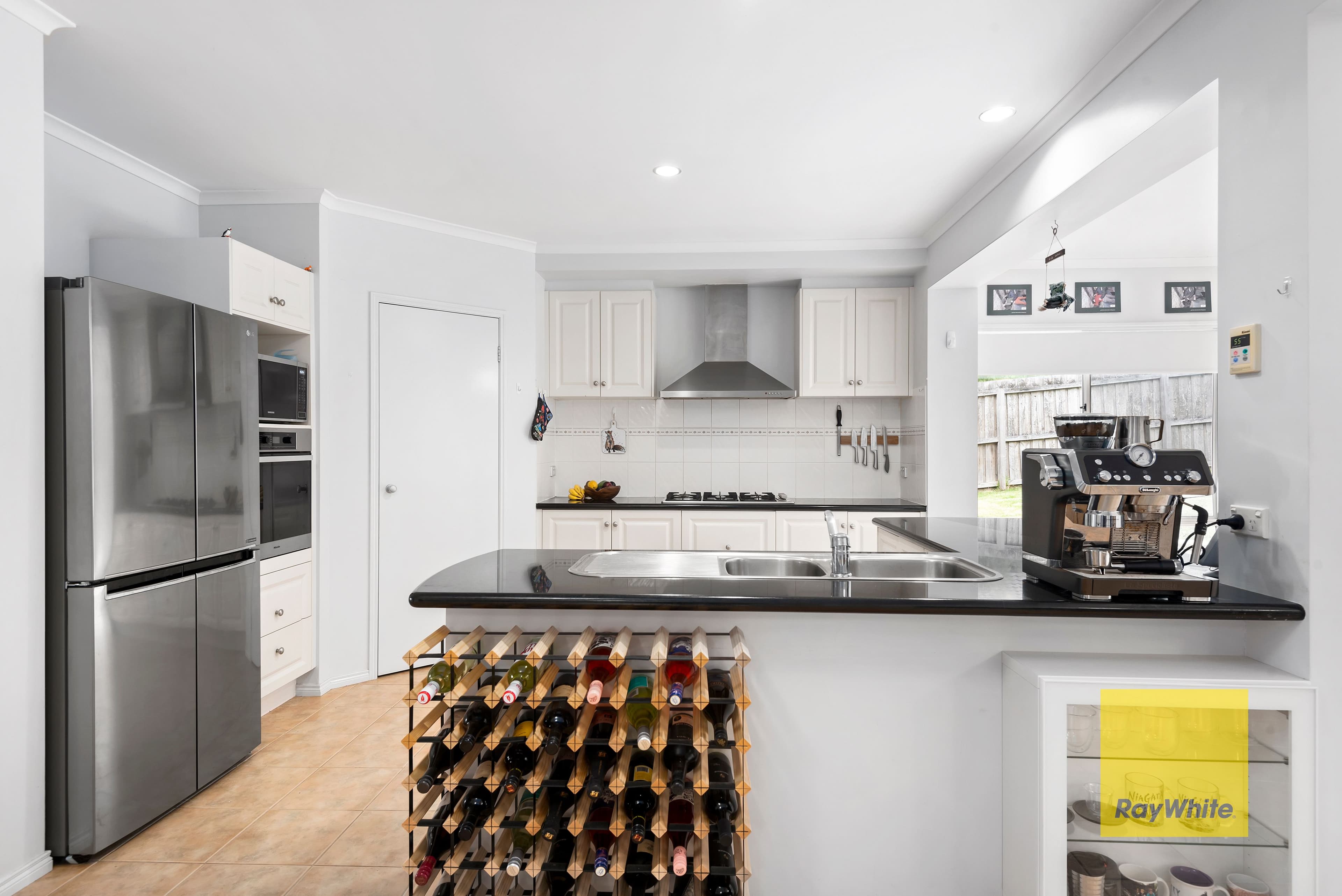 85 Leigh Road, Highton VIC 3216, Highton - Thumbnail 2