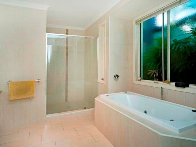 6131 Vico Avenue, HOPE ISLAND QLD 4212, Hope Island - Thumbnail 7