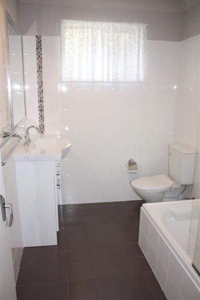 12 Sardon Street, CENTENARY HEIGHTS QLD 4350, Centenary Heights - Thumbnail 5