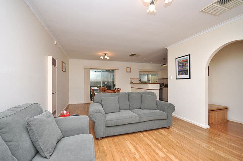 19 McComb Crescent, Bayswater, VIC, 3153, Bayswater - Thumbnail 5
