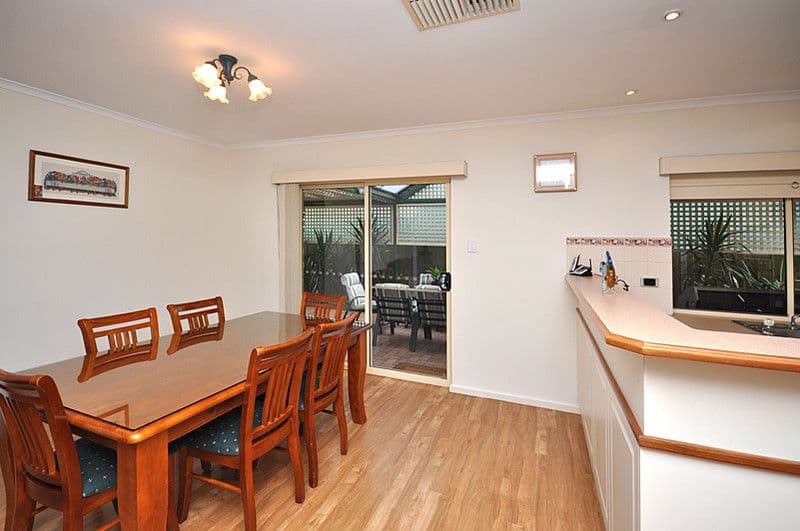 19 McComb Crescent, Bayswater, VIC, 3153, Bayswater - Thumbnail 6