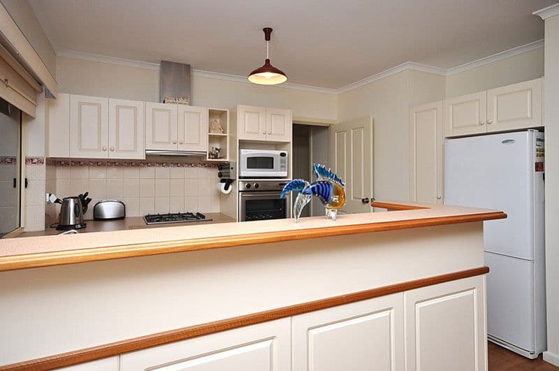 19 McComb Crescent, Bayswater, VIC, 3153, Bayswater - Thumbnail 7