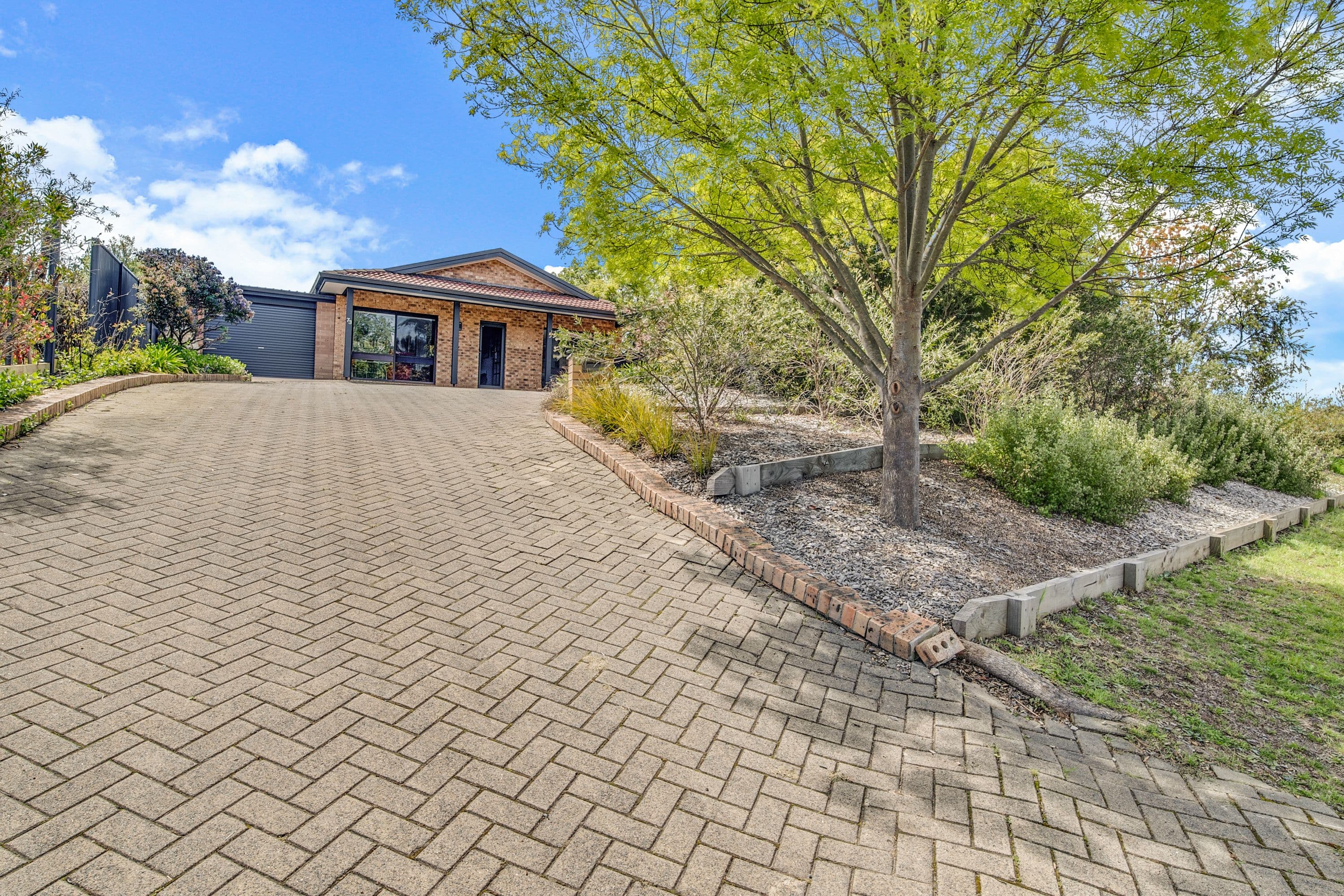 73 Outtrim Avenue, Calwell ACT 2905, Calwell - Thumbnail 2