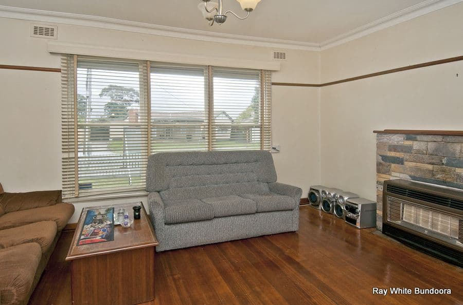 33 Derrick Street, LALOR VIC 3075, Lalor - Thumbnail 3