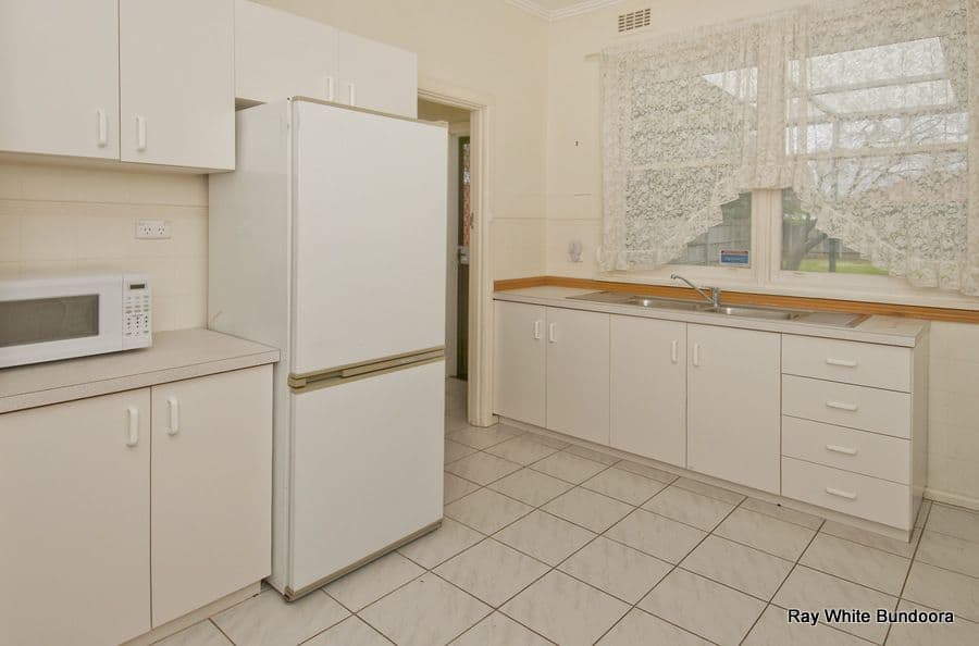 33 Derrick Street, LALOR VIC 3075, Lalor - Thumbnail 4