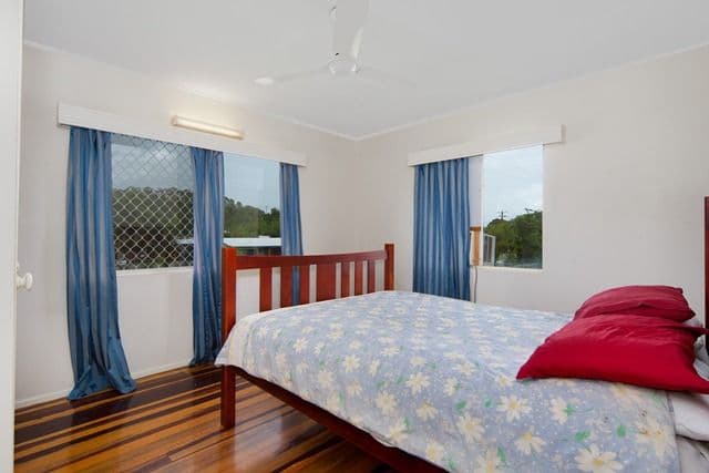 131 Toogood Road, BAYVIEW HEIGHTS QLD 4868, Bayview Heights - Thumbnail 6