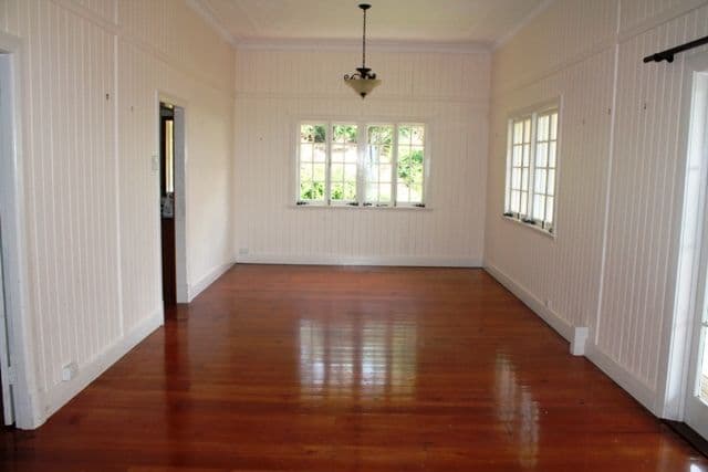 8 Elbert Court, EAGLE HEIGHTS QLD 4271, Eagle Heights - Thumbnail 5