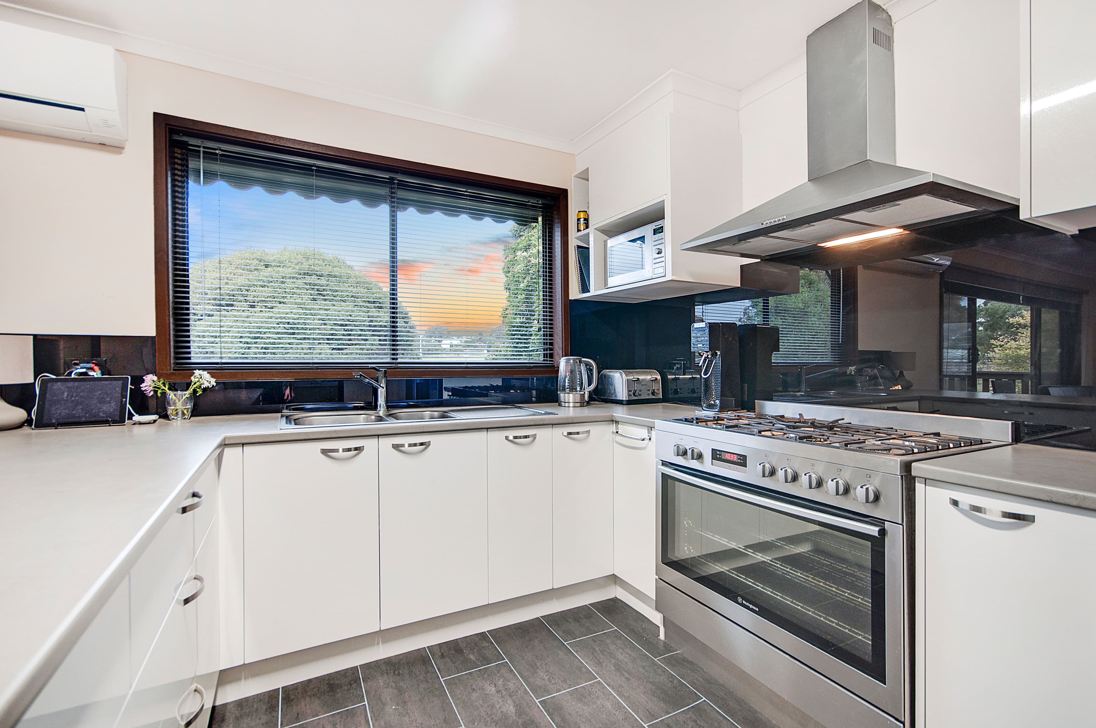 89 Belar Avenue, Frankston VIC 3199, Frankston - Thumbnail 2