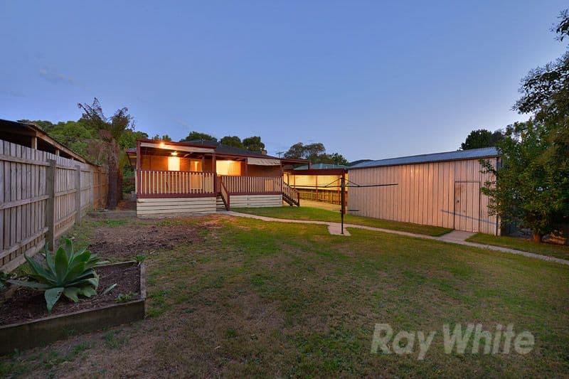 18 Mitchell Avenue, BORONIA VIC 3155, Boronia - Thumbnail 8