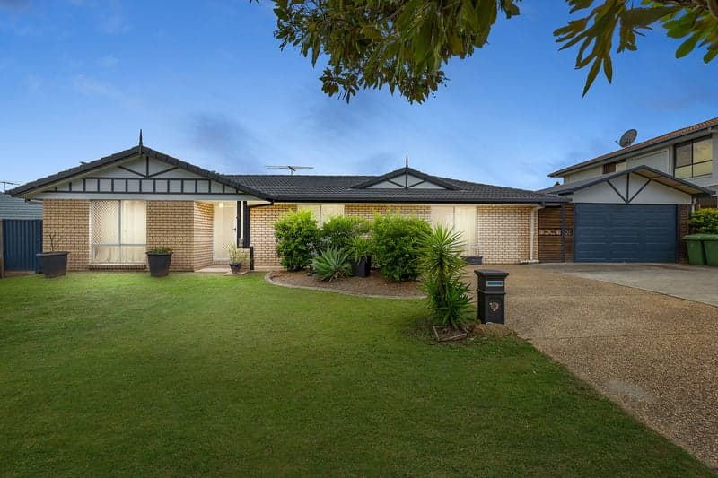 4 High Peak Crescent, Springfield - Thumbnail 2